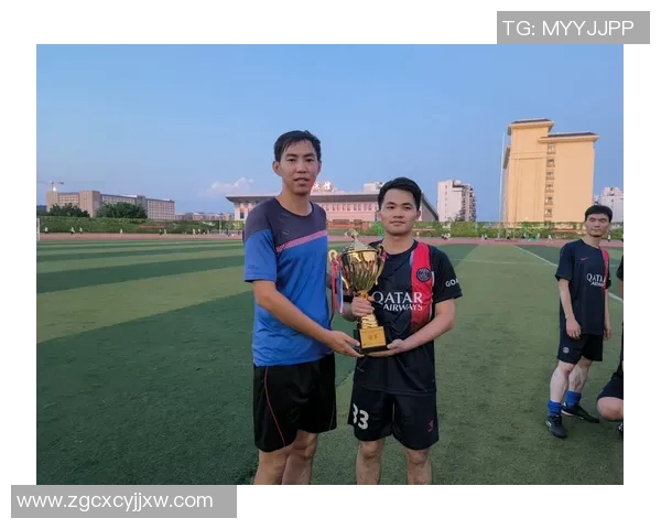 360体育足球全方位解析赛事动态助你掌握足球世界最新资讯与精彩瞬间