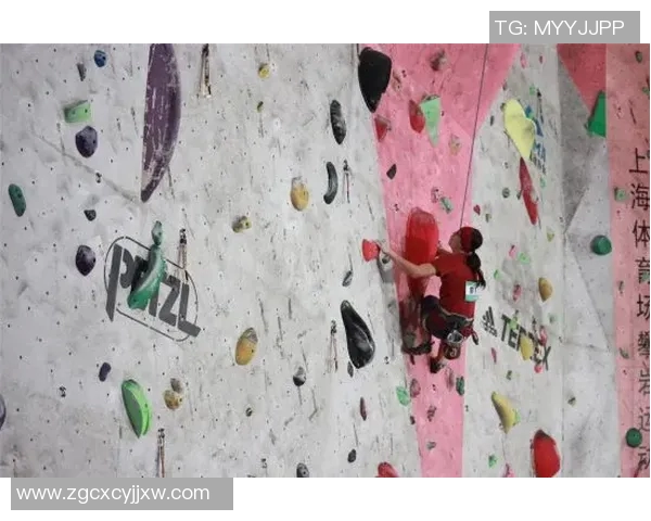 上海攀岩队的力量与梦想探索攀岩运动的魅力与挑战 上海攀岩队的力量与梦想探索攀岩运动的魅力与挑战