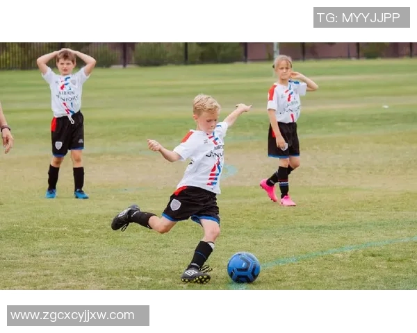 乌兹别克斯坦足球水平分析及其在亚洲足球中的发展潜力探讨 乌兹别克斯坦足球水平分析及其在亚洲足球中的发展潜力探讨